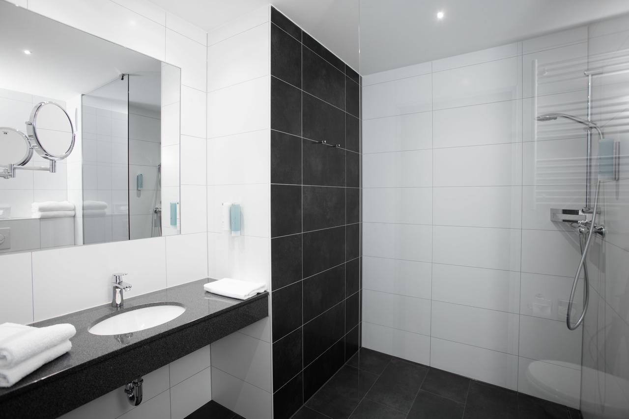 Hotel Am Campus Ингольштадт Экстерьер фото