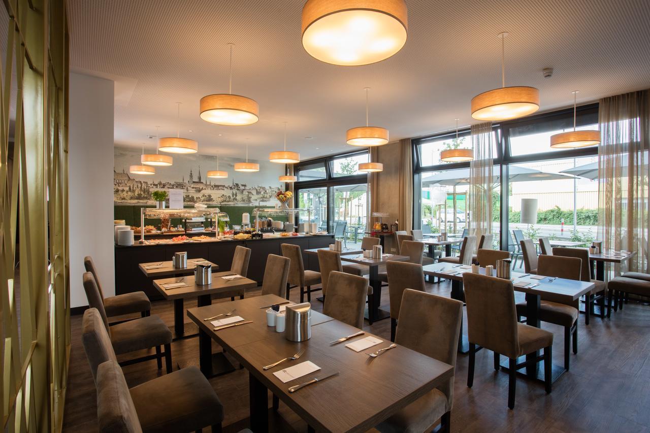 Hotel Am Campus Ингольштадт Экстерьер фото